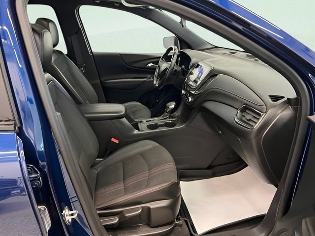 Used 2022 Chevrolet Equinox RS w/ Infotainment Package AWD/4WD image 11