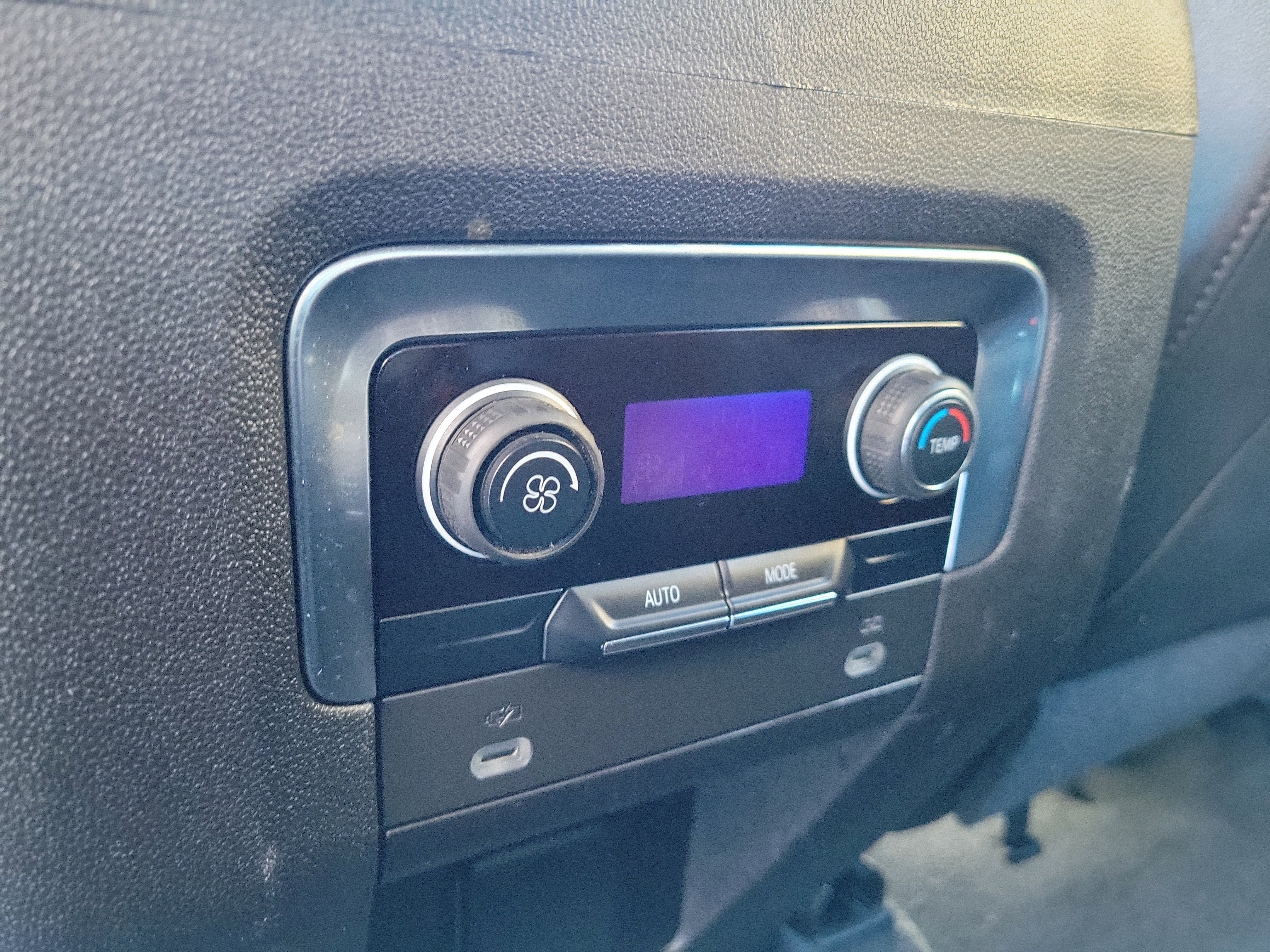 Used 2021 Chevrolet Tahoe Z71 image 20