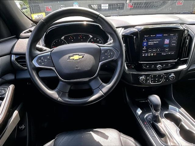Used 2023 Chevrolet Traverse LT AWD/4WD image 5