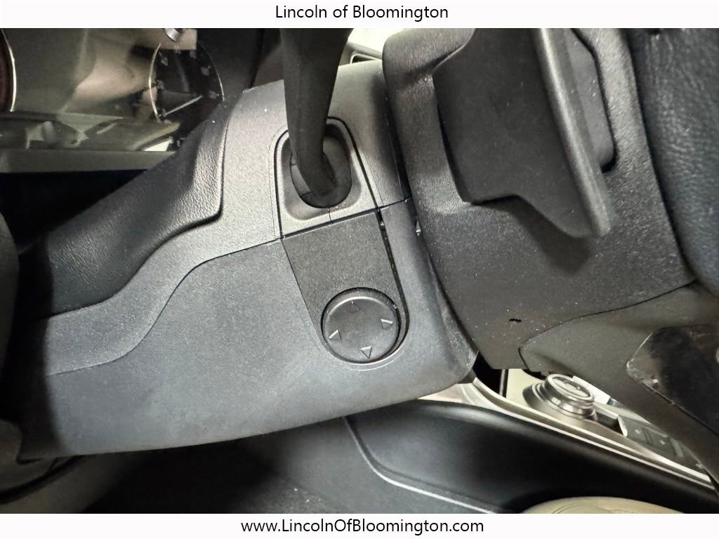 Used 2020 Ford Explorer Limited image 33