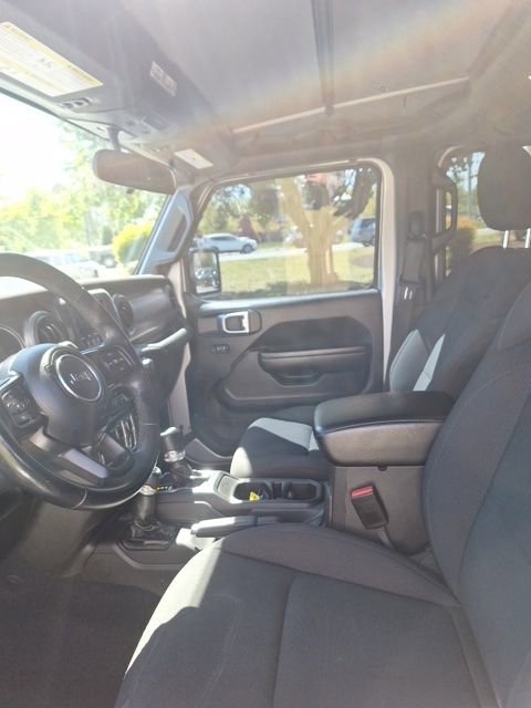Used 2022 Jeep Wrangler Unlimited Sport image 17
