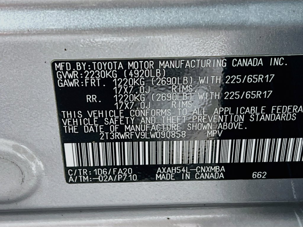 Certified 2020 Toyota RAV4 XLE w/ XLE Grade Weather Package AWD/4WD image 28