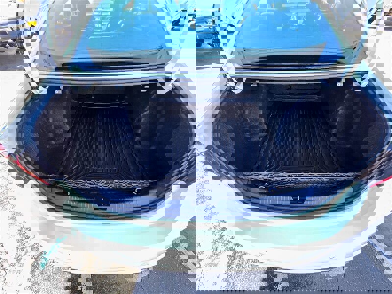 Used 2024 Chevrolet Malibu RS image 4