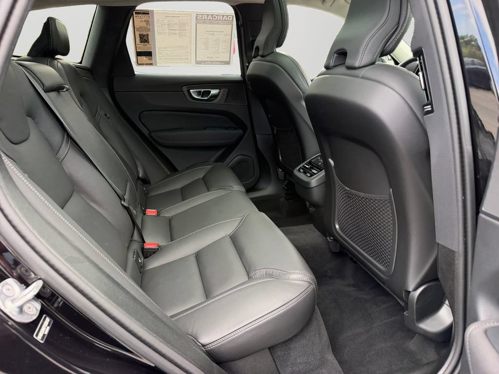 Certified 2026 Volvo XC60 B5 Ultra w/ Protection Package Premier AWD/4WD image 9