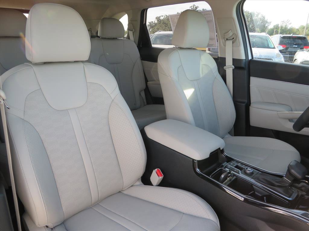 Used 2025 Kia Sorento SX image 8