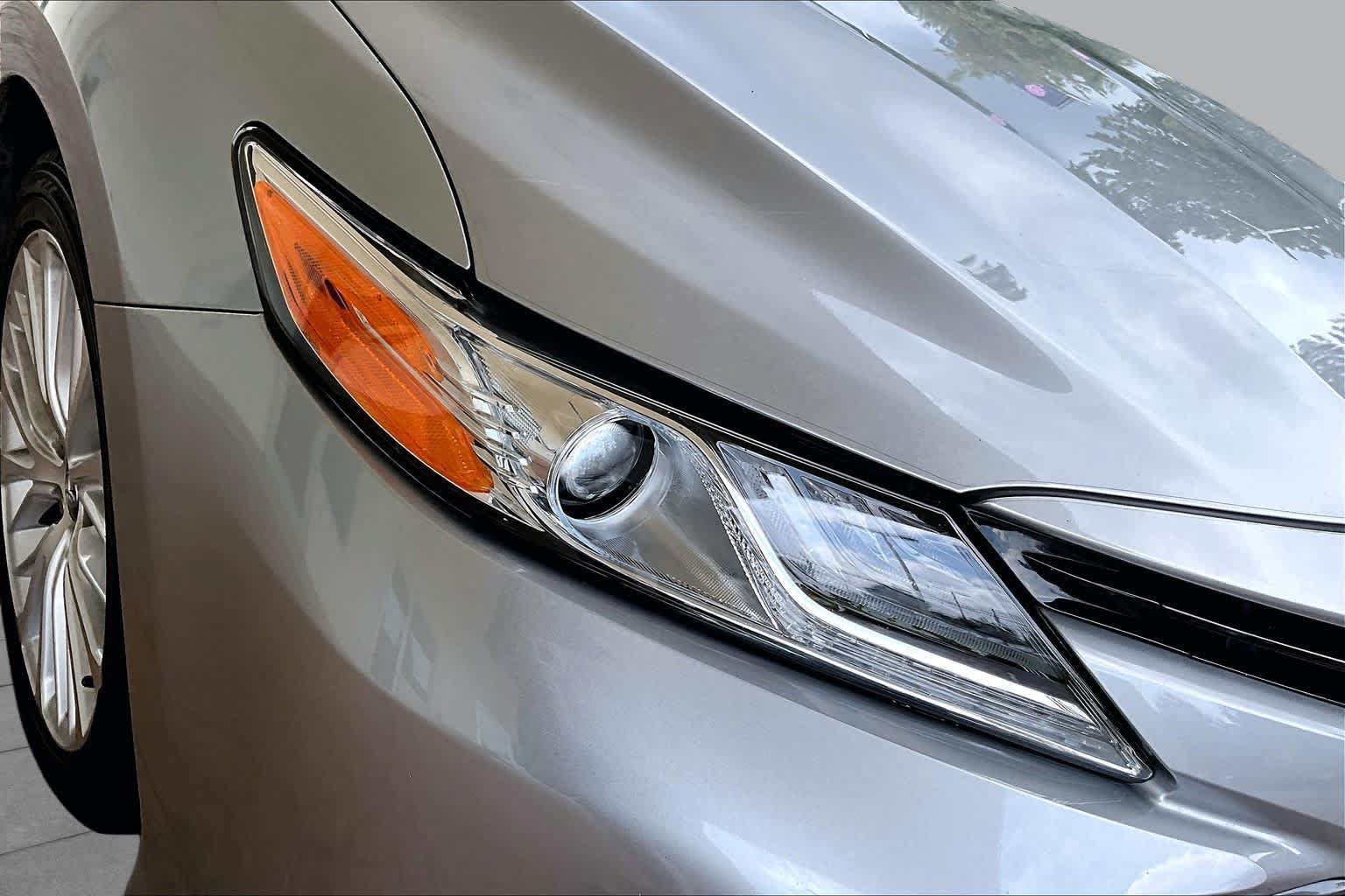 Used 2018 Toyota Camry XLE w/ Driver Assist Package FWD image 26