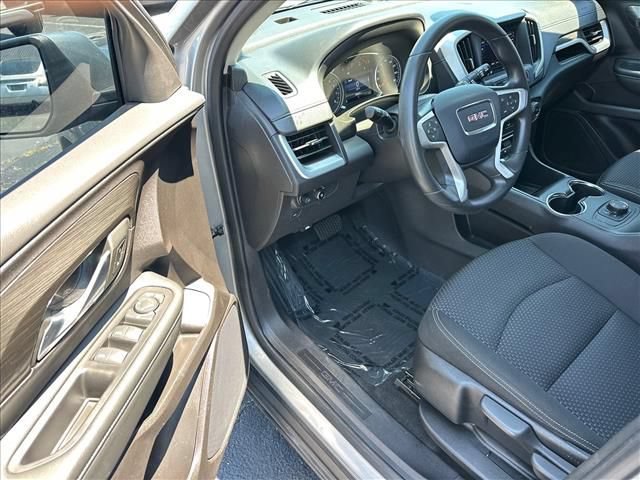 Certified 2024 GMC Terrain SLE AWD/4WD image 13