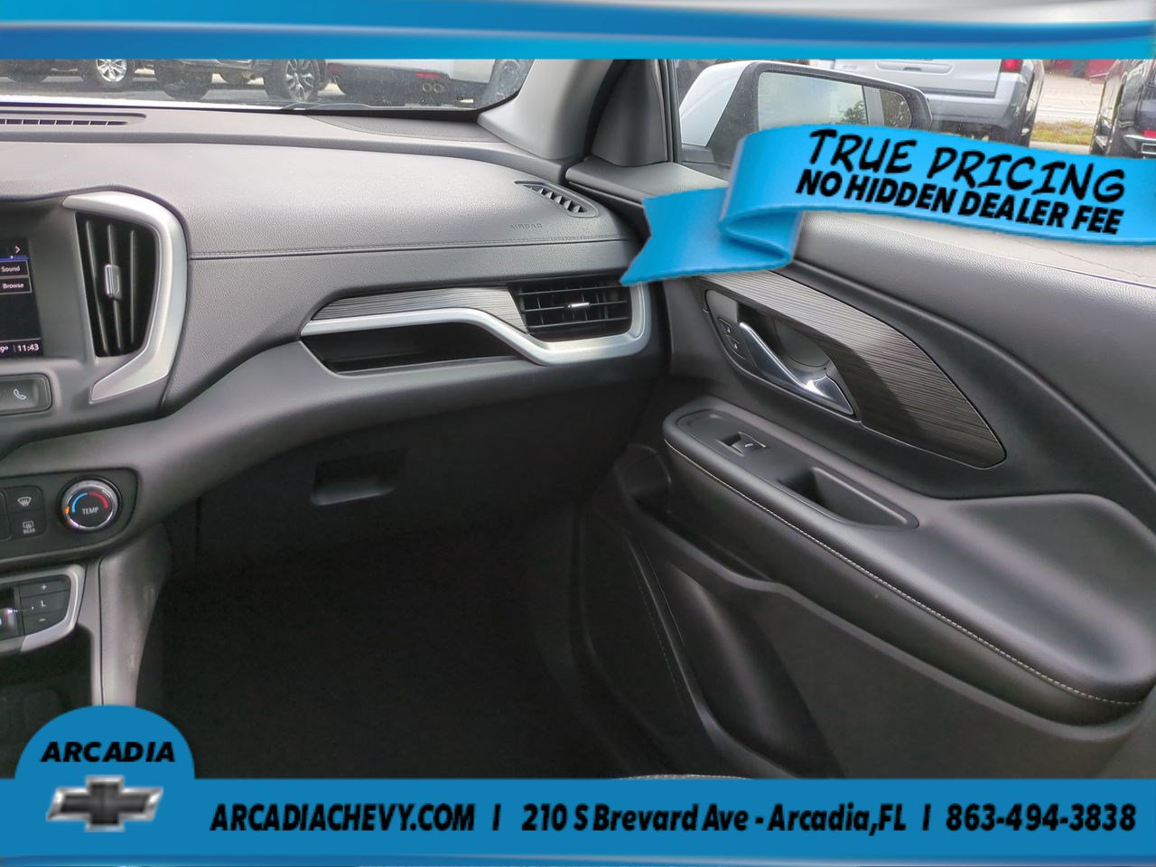 Used 2024 GMC Terrain SLE AWD/4WD image 17