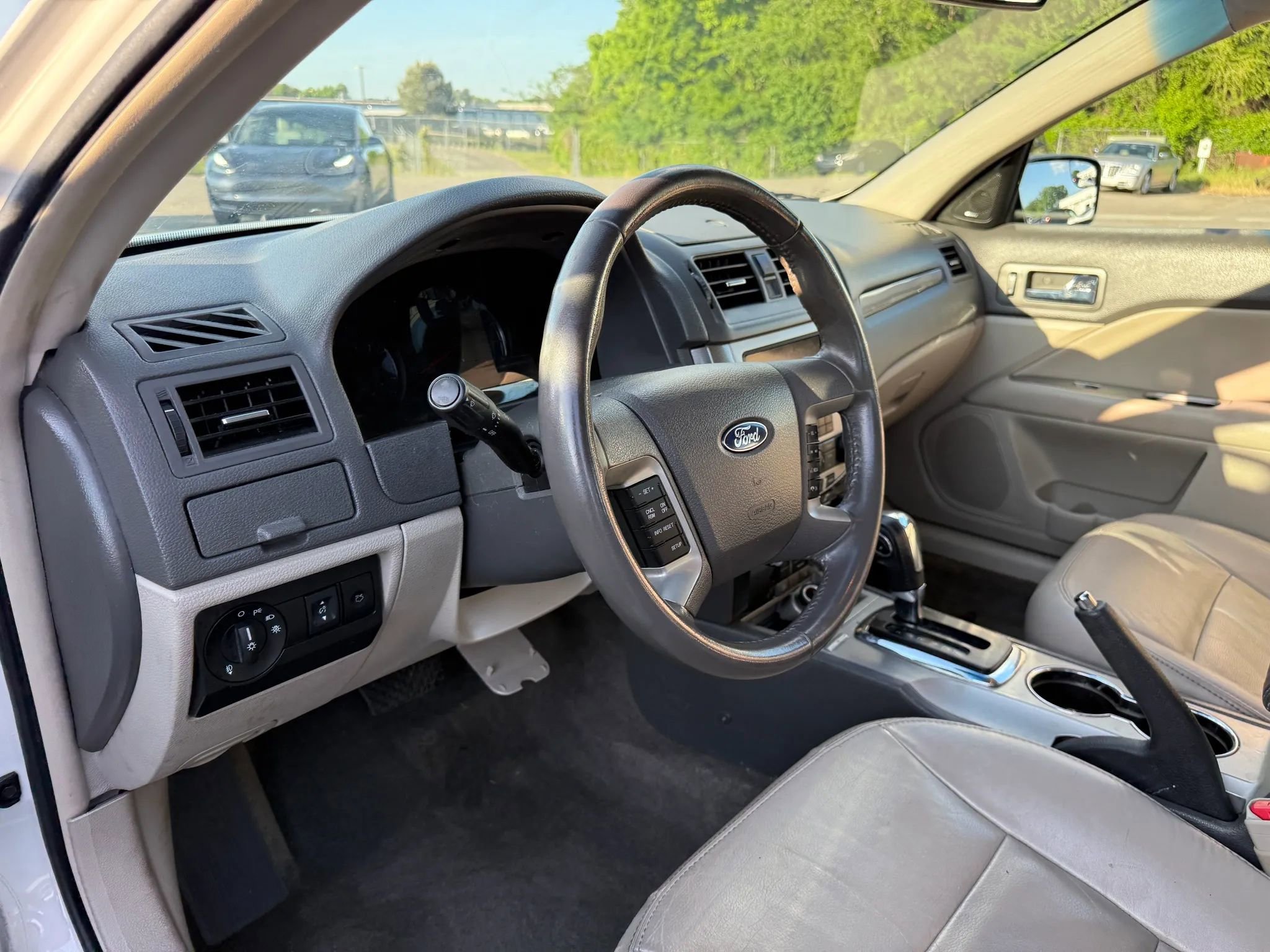 Used 2012 Ford Fusion SEL image 17