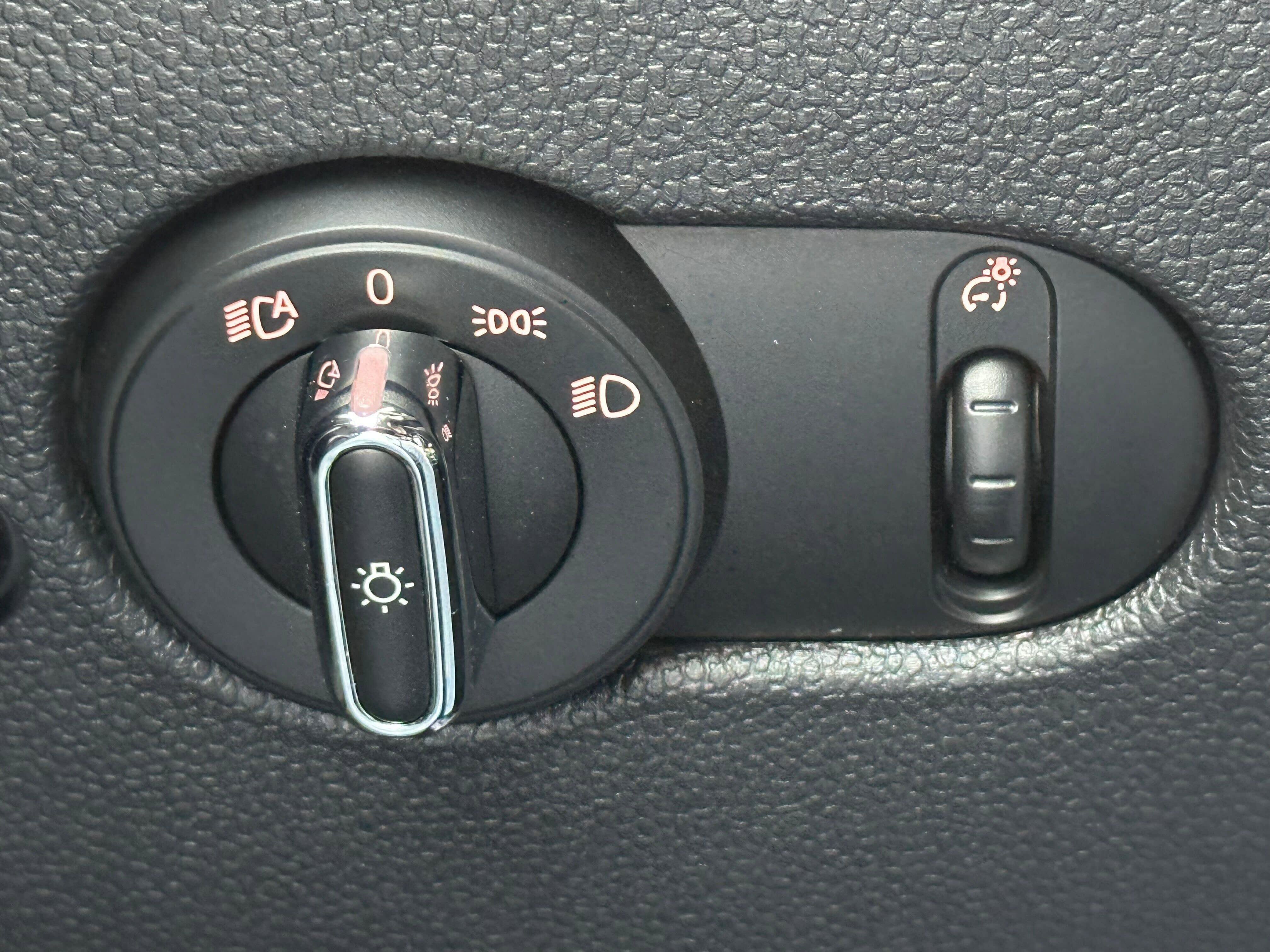 Used 2019 MINI Cooper John Cooper Works w/ Driver Assistance Package image 29