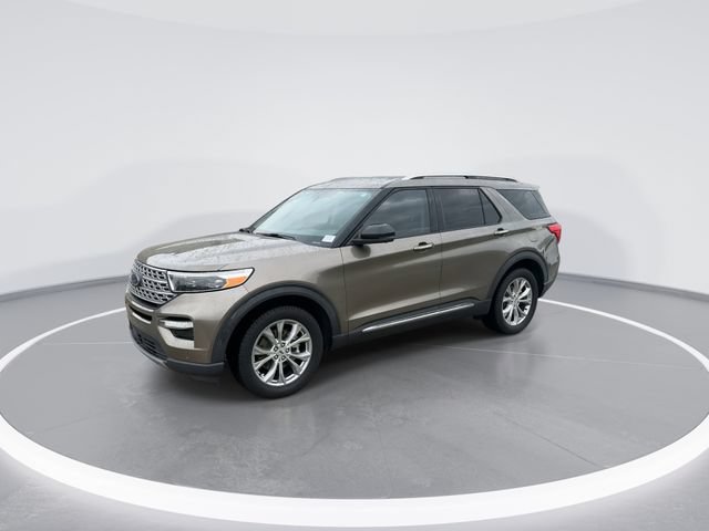 Used 2021 Ford Explorer Limited AWD/4WD image 3