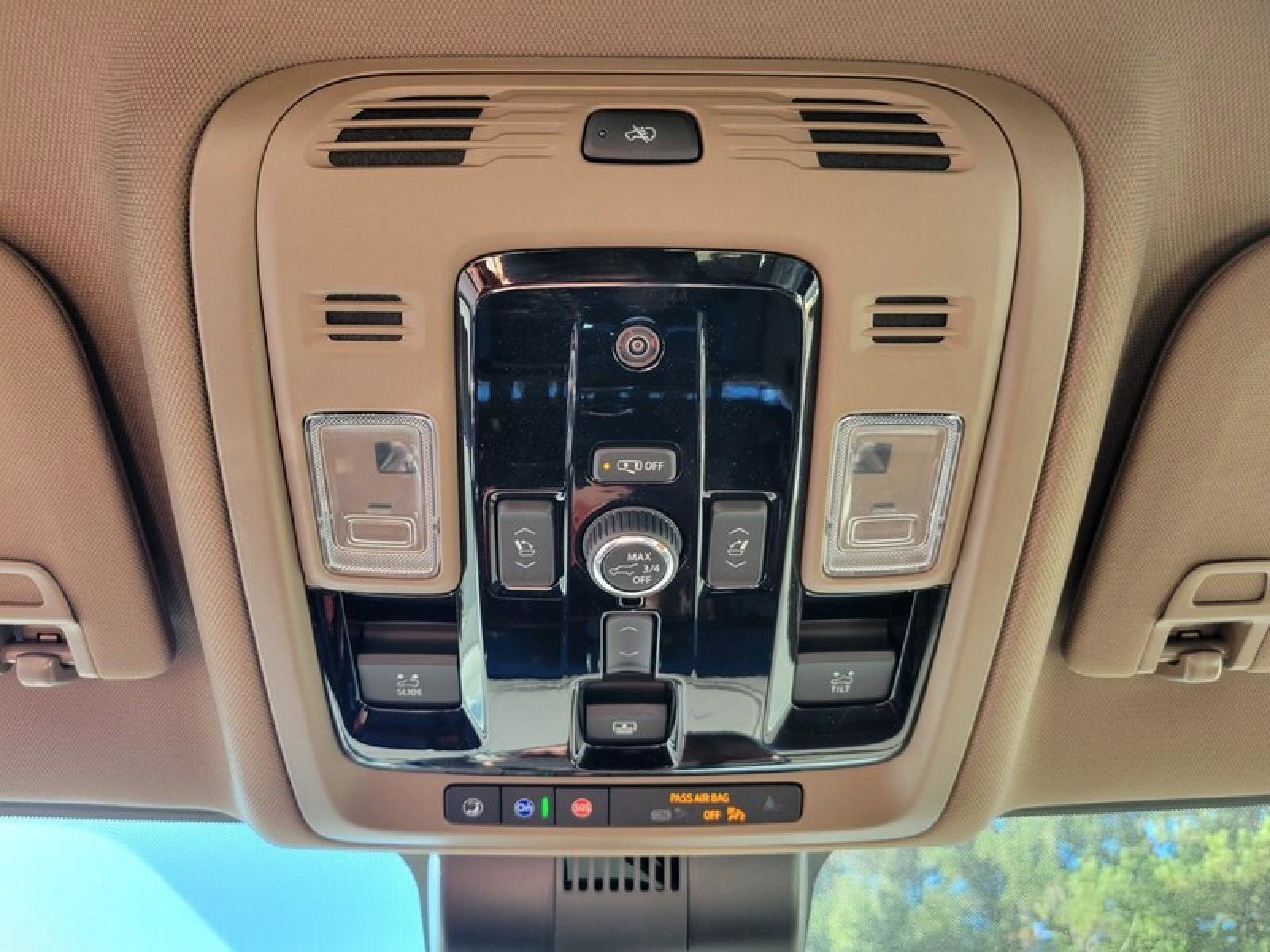 New 2026 GMC Yukon XL Denali w/ Denali Reserve Package image 20