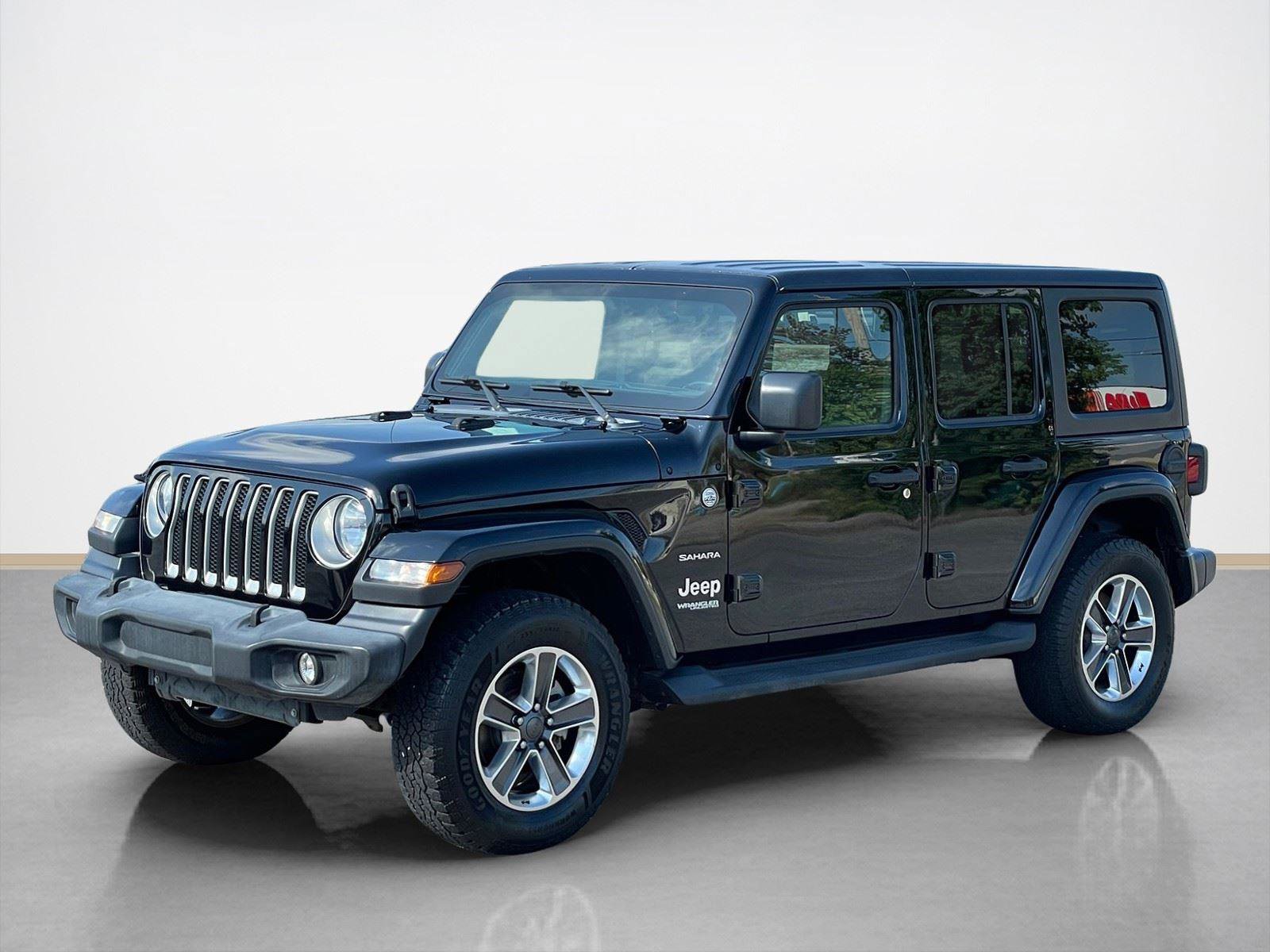 Used 2020 Jeep Wrangler Unlimited Sahara image 3