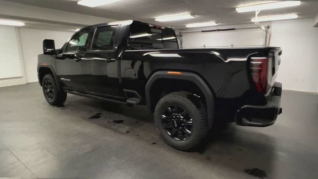 New 2026 GMC Sierra 2500 AT4 w/ AT4 Premium Plus Package AWD/4WD image 6
