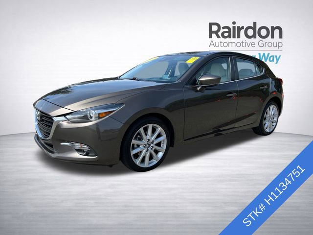 Used 2017 MAZDA MAZDA3 Grand Touring w/ Premium Equipment Package FWD image 3