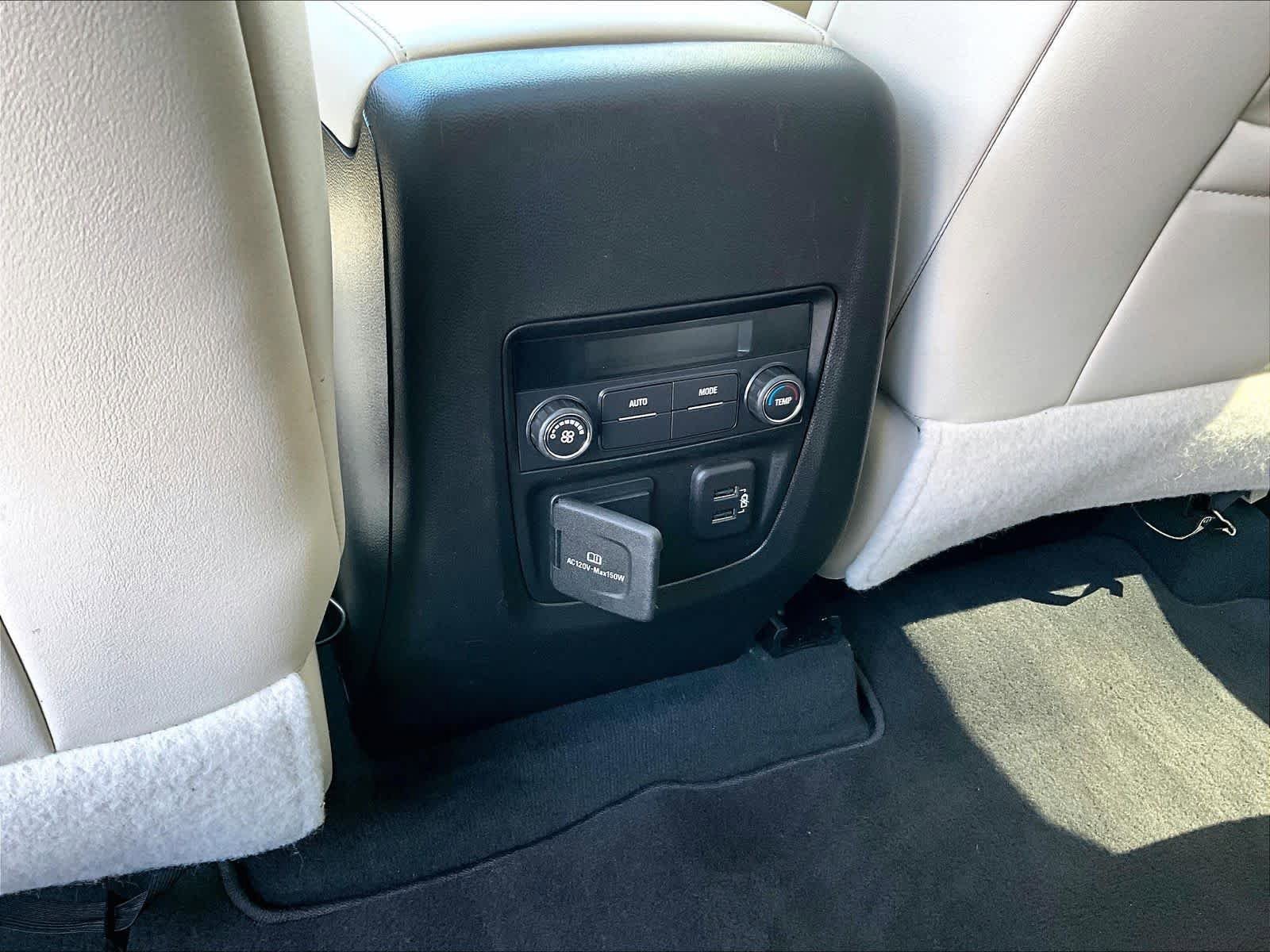 Used 2023 Buick Enclave Essence w/ Experience Buick Package AWD/4WD image 29
