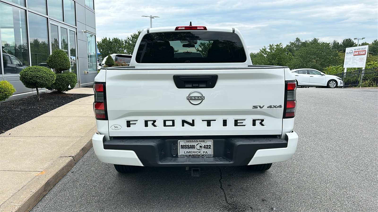 Certified 2023 Nissan Frontier SV w/ Tow Package AWD/4WD image 5