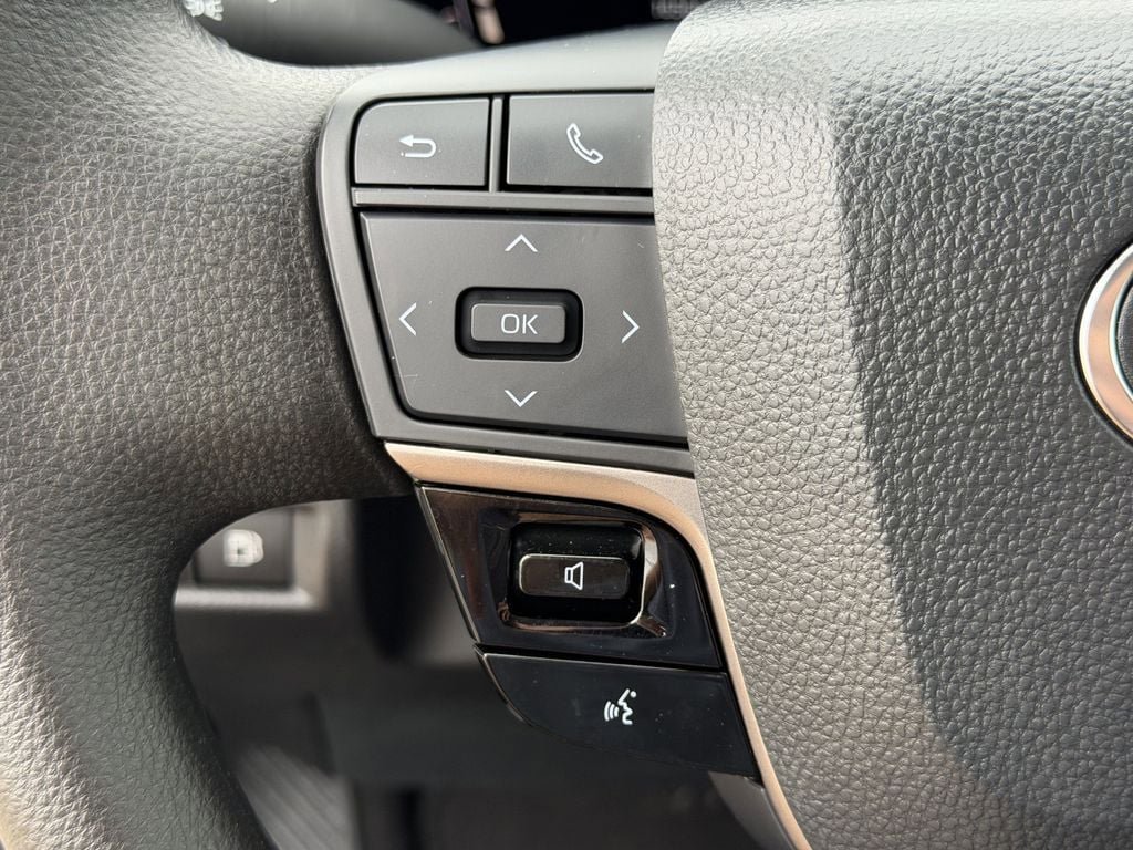 Used 2026 Toyota Camry LE FWD image 24
