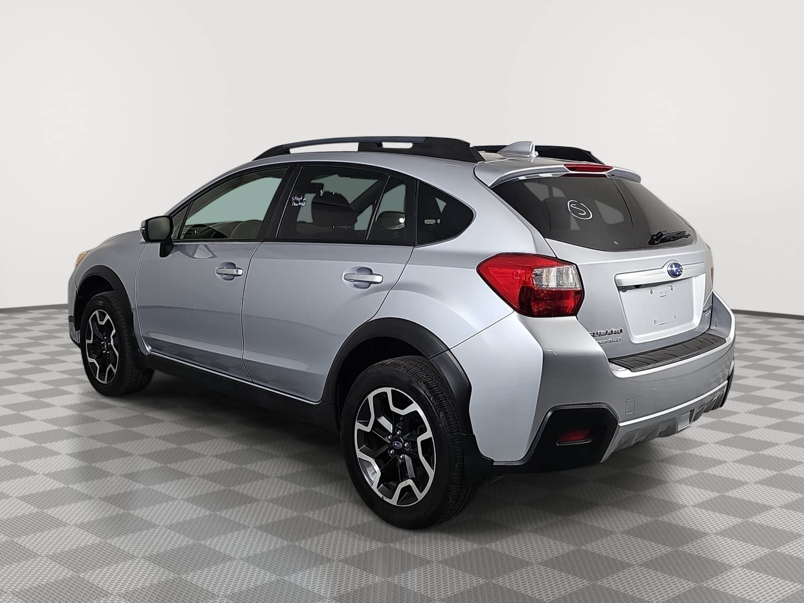 Used 2017 Subaru Crosstrek 2.0i Limited AWD/4WD image 6