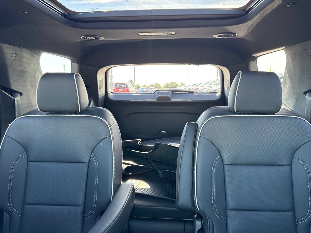 Used 2023 Chevrolet Traverse Premier AWD/4WD image 27
