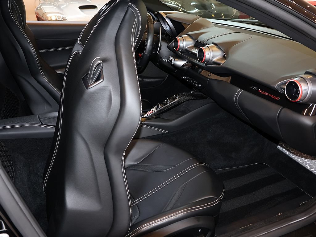 Certified 2020 Ferrari 812 Superfast RWD image 45