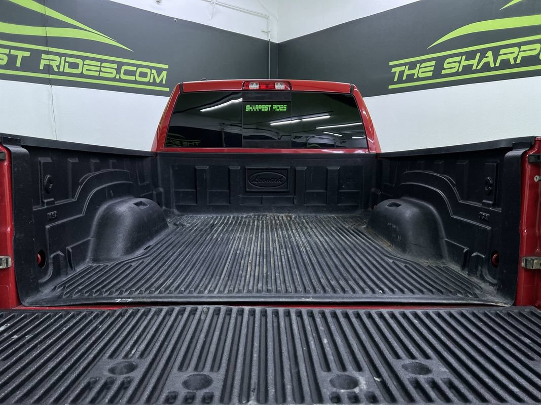 Used 2017 RAM 1500 Classic SLT AWD/4WD image 18