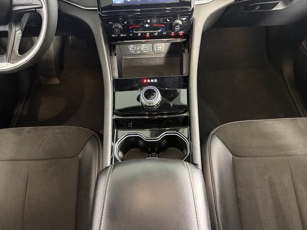 Certified 2023 Jeep Grand Cherokee L Laredo AWD/4WD image 16