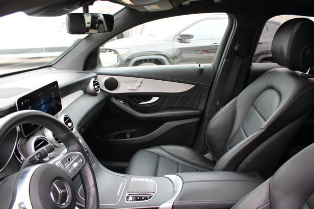Used 2022 Mercedes-Benz GLC 300 4MATIC Coupe image 41
