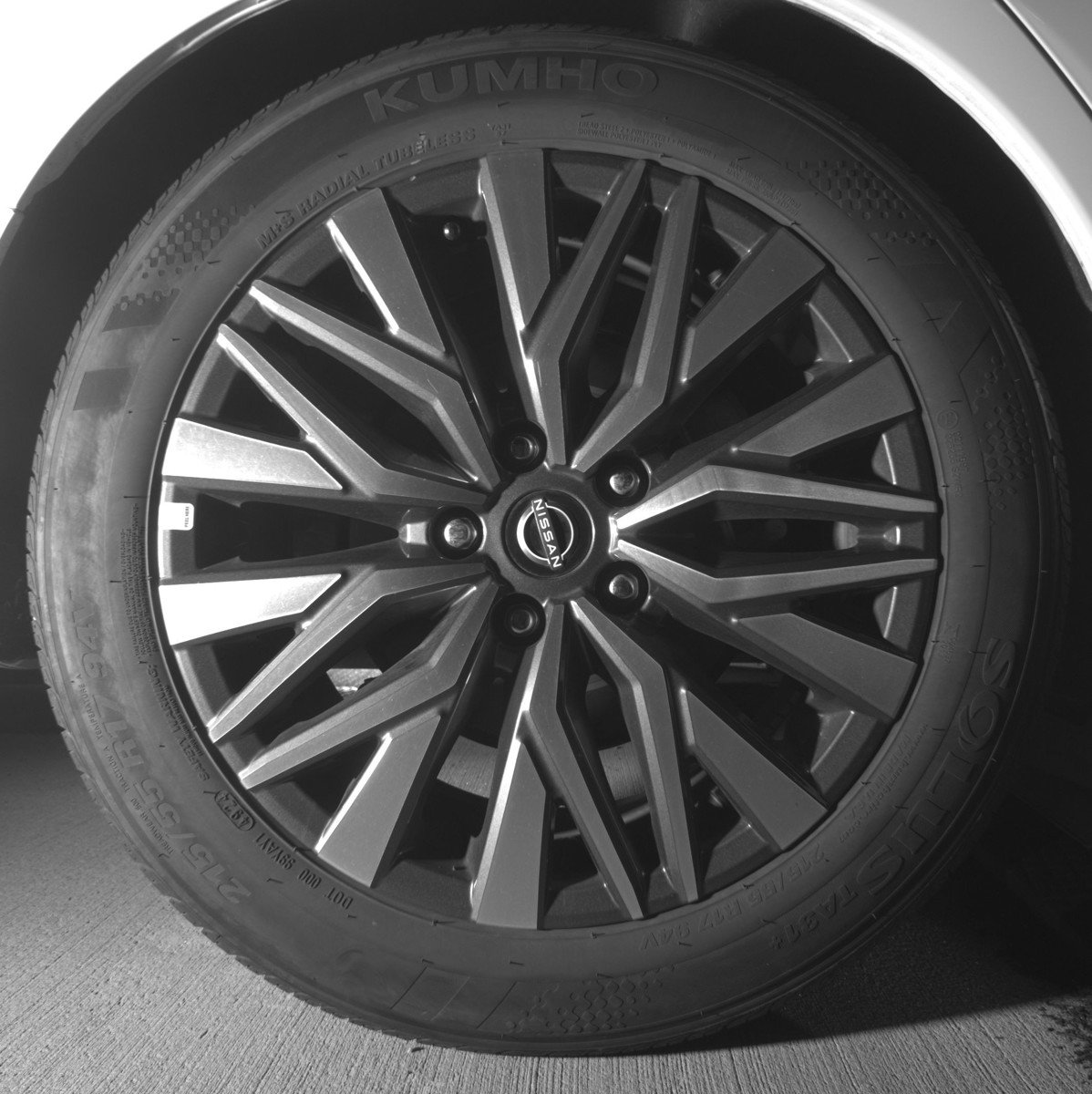 Used 2025 Nissan Altima 2.5 SV image 15