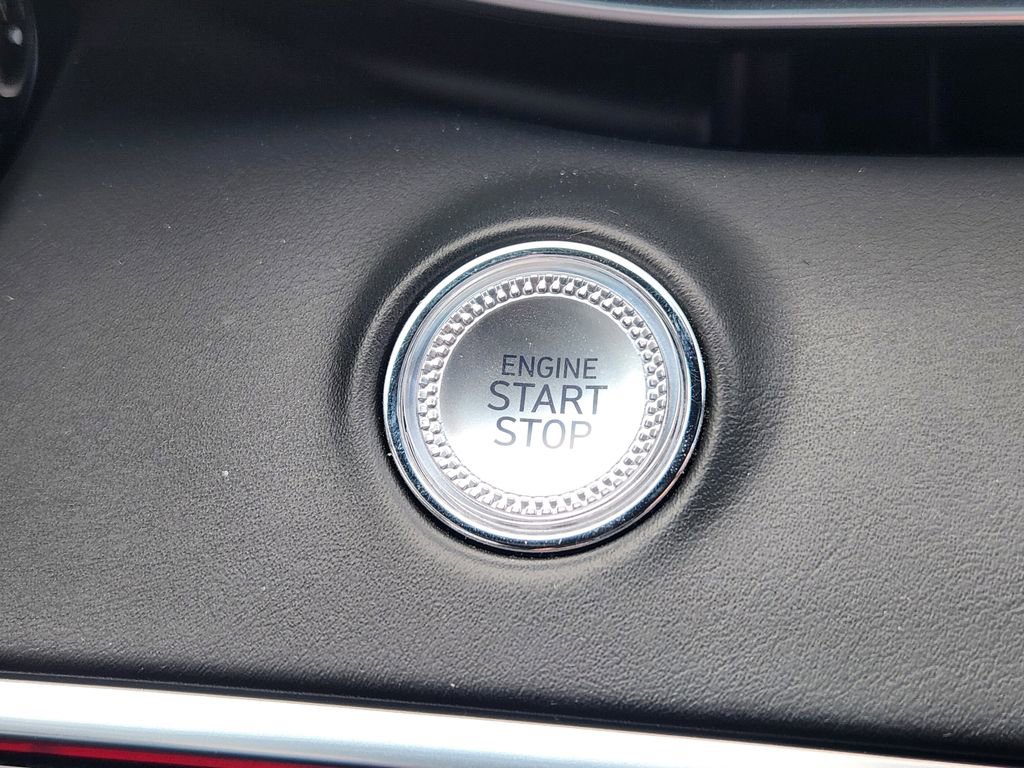 Used 2023 Genesis GV70 2.5T w/ Sport Prestige Package image 22