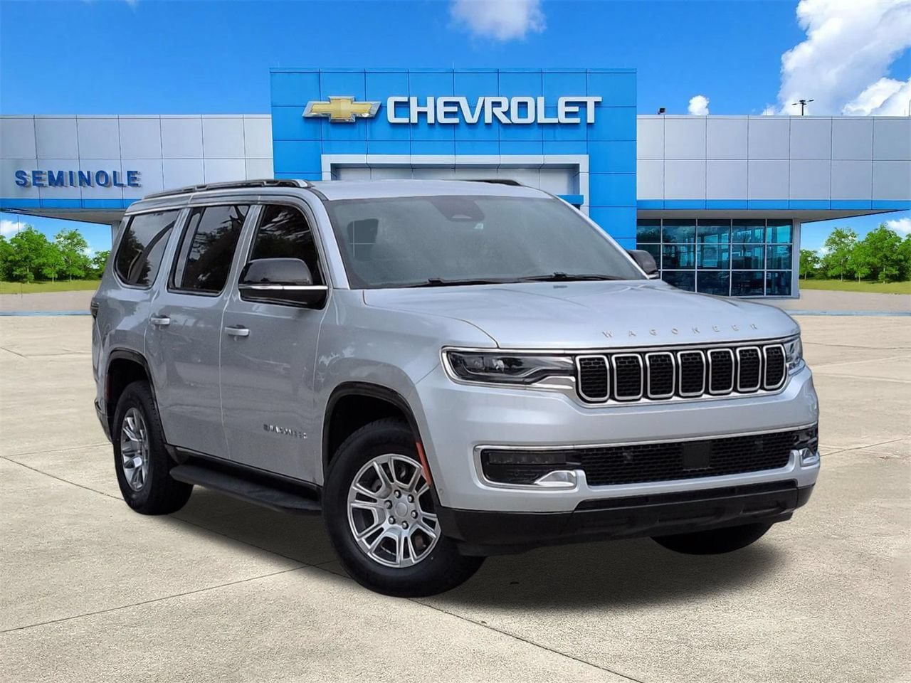 Used 2024 Jeep Wagoneer 4WD image 1