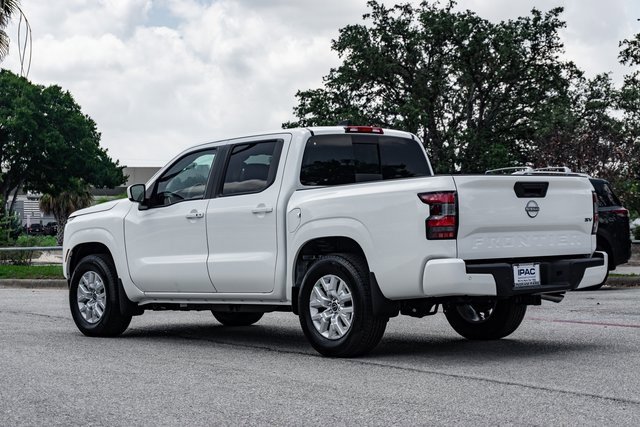 New 2025 Nissan Frontier SV w/ SV Convenience Package image 5