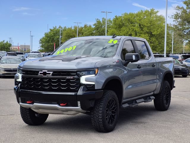 Used 2024 Chevrolet Silverado 1500 ZR2 w/ Technology Package AWD/4WD image 3