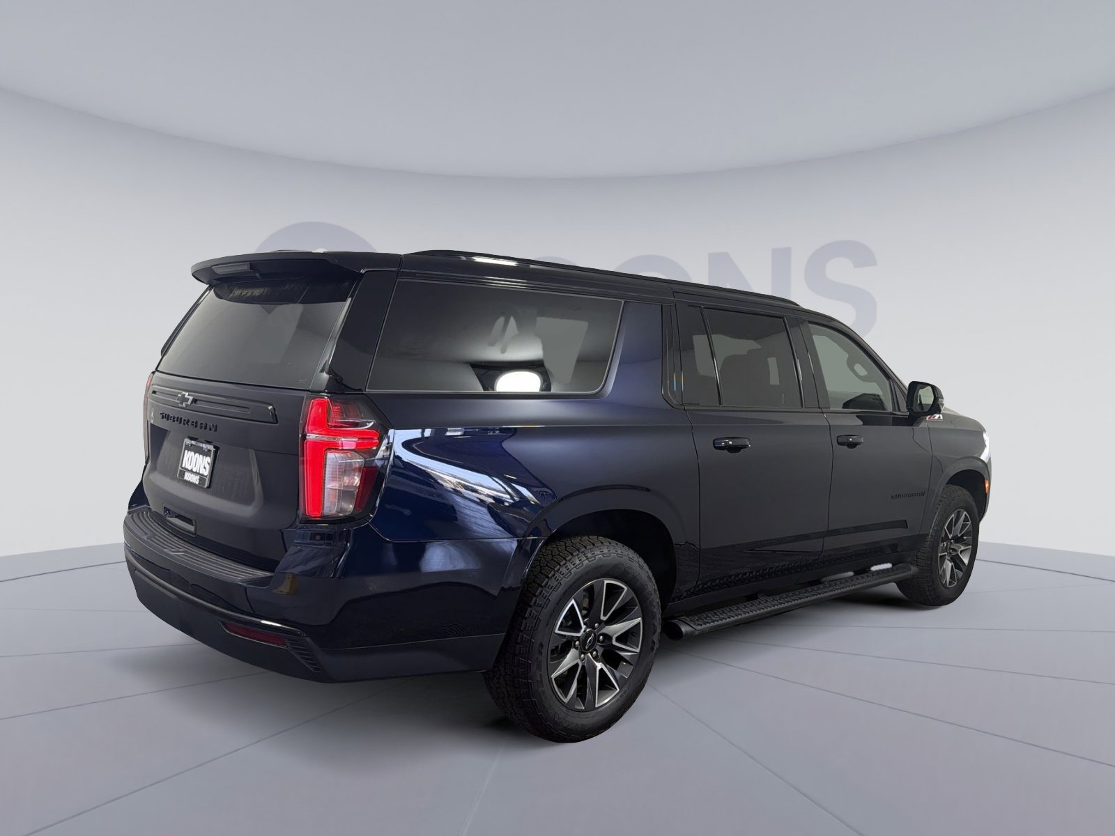 Used 2024 Chevrolet Suburban Z71 AWD/4WD image 7