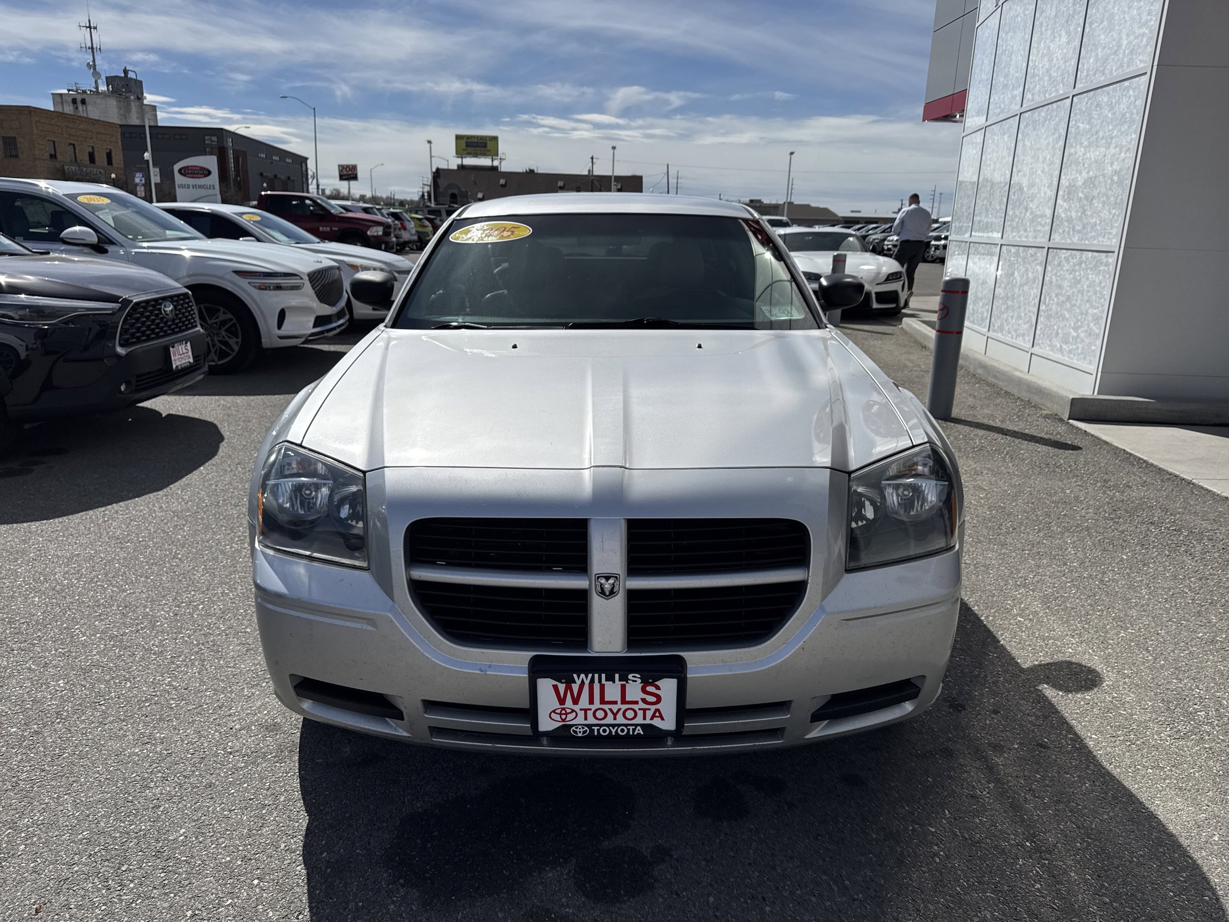 Used 2005 Dodge Magnum SXT w/ Comfort Seating Group image 5