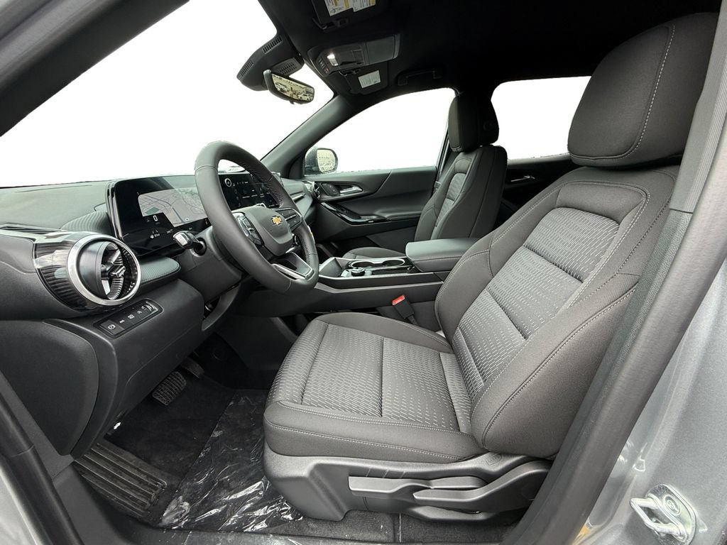 New 2027 Chevrolet Equinox LT w/ Safety and Technology Package AWD/4WD image 9