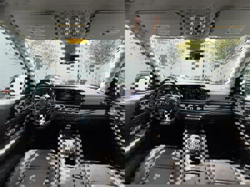 Used 2020 Mercedes-Benz GLE 350 4MATIC image 8