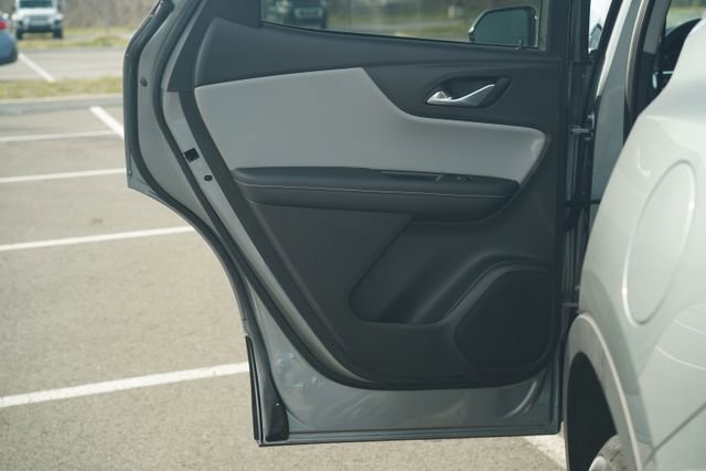 Used 2023 Chevrolet Blazer LT image 16