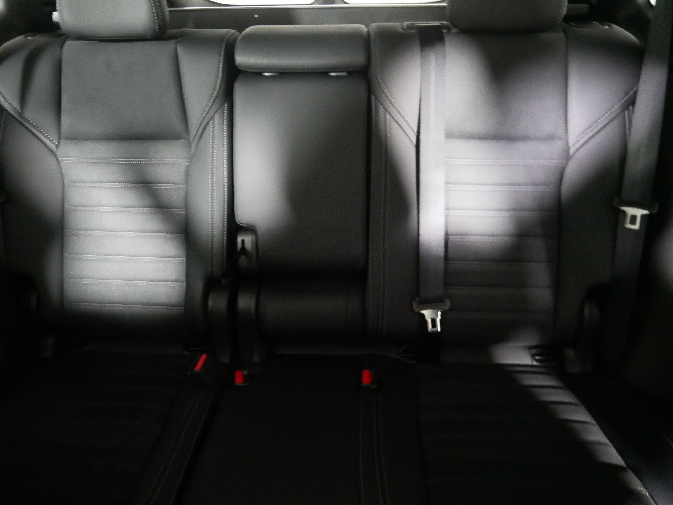 New 2025 Mitsubishi Outlander SE image 3