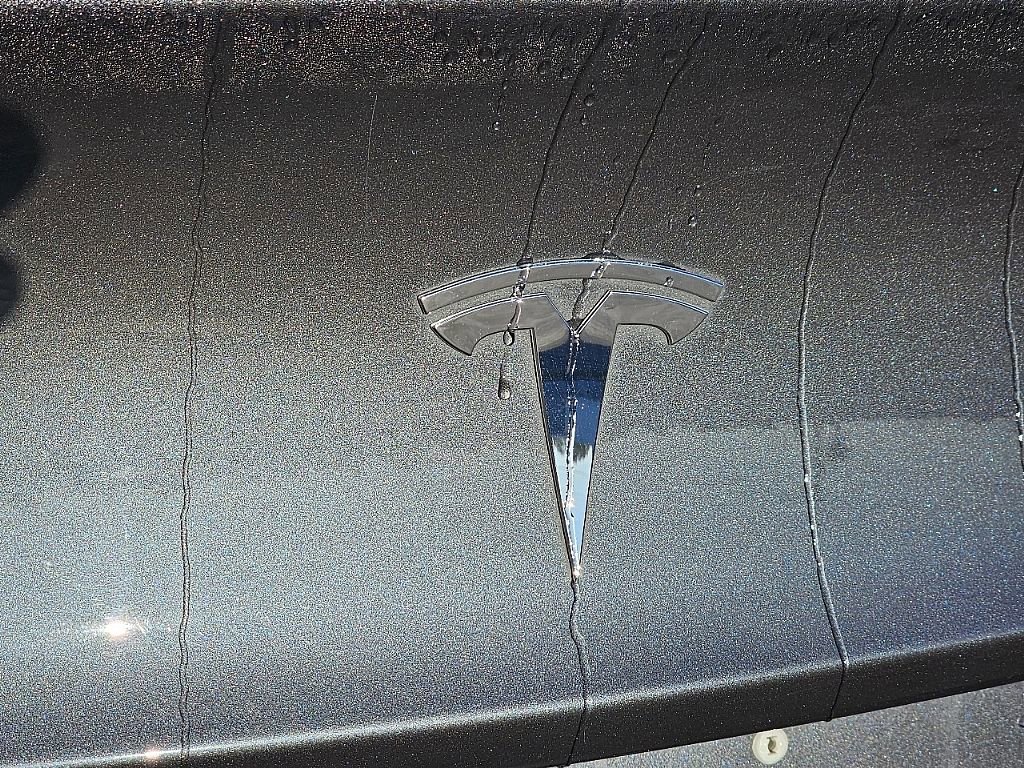 Used 2018 Tesla Model 3 Long Range image 14