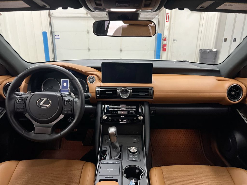 Used 2025 Lexus IS 350 F Sport w/ Navigation Package AWD/4WD image 10
