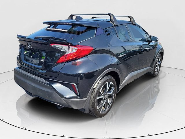 Used 2021 Toyota C-HR XLE FWD image 32
