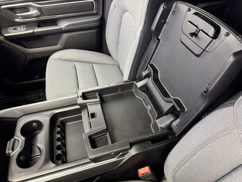 Used 2025 RAM 1500 Big Horn image 29
