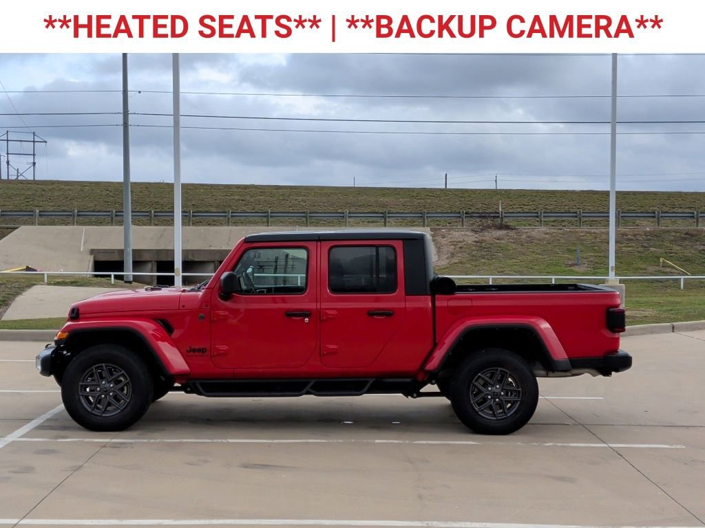 Used 2024 Jeep Gladiator Sport image 5