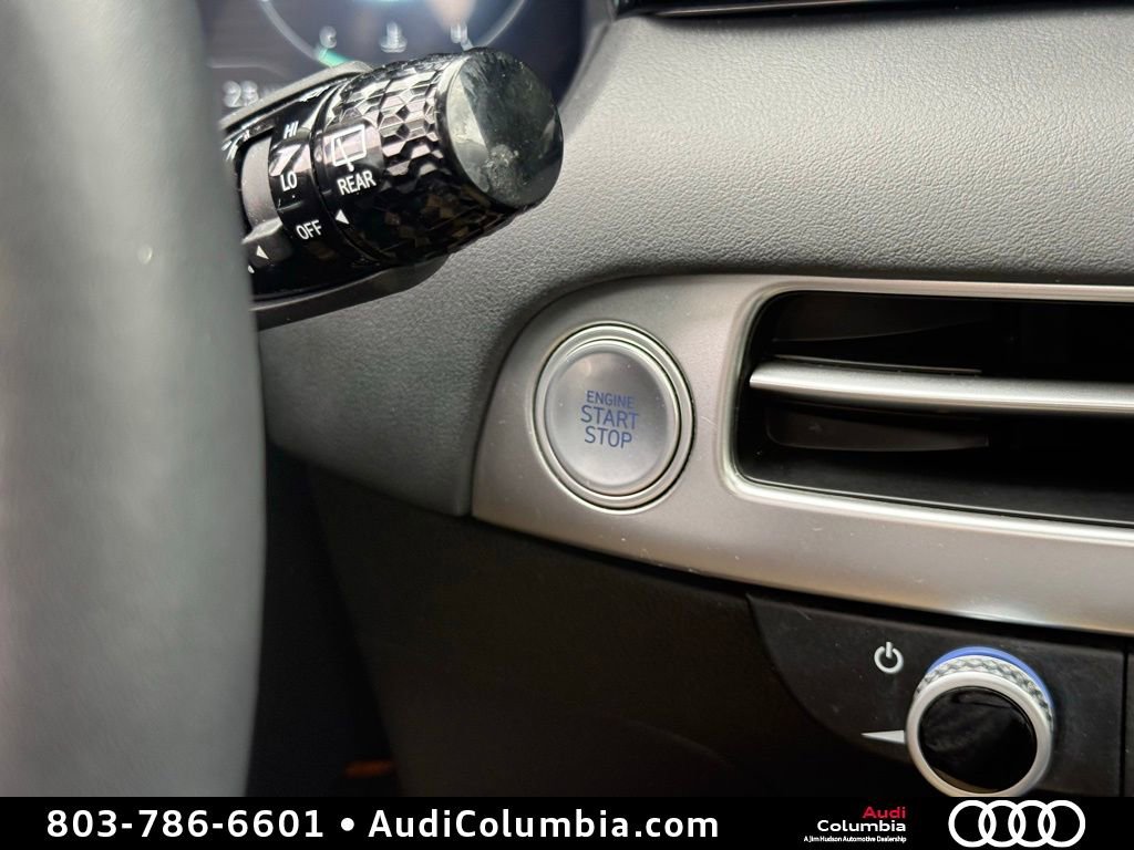 Used 2024 Hyundai Palisade Limited FWD image 31