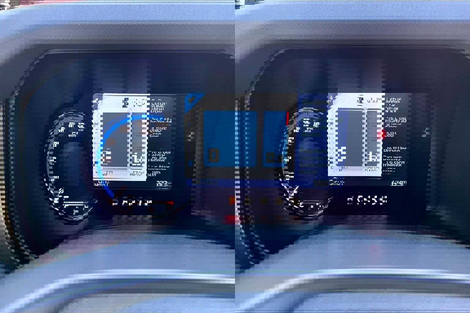 Used 2023 Ford Bronco Base image 25