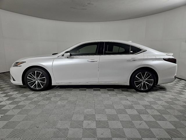 Used 2025 Lexus ES 300h w/ Premium Package image 8