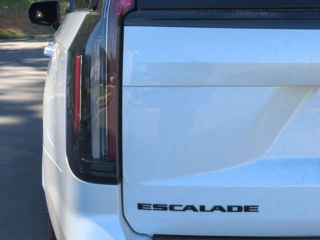 Used 2024 Cadillac Escalade Sport Platinum w/ LPO, ONYX Package AWD/4WD image 21