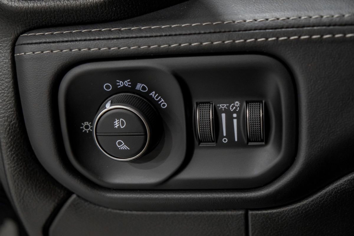 Used 2023 RAM 2500 Limited w/ Night Edition image 30