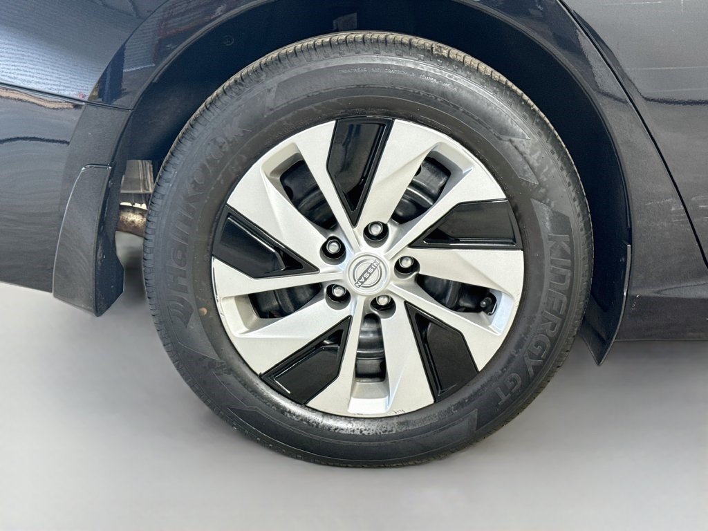 Used 2023 Nissan Altima 2.5 S FWD image 32
